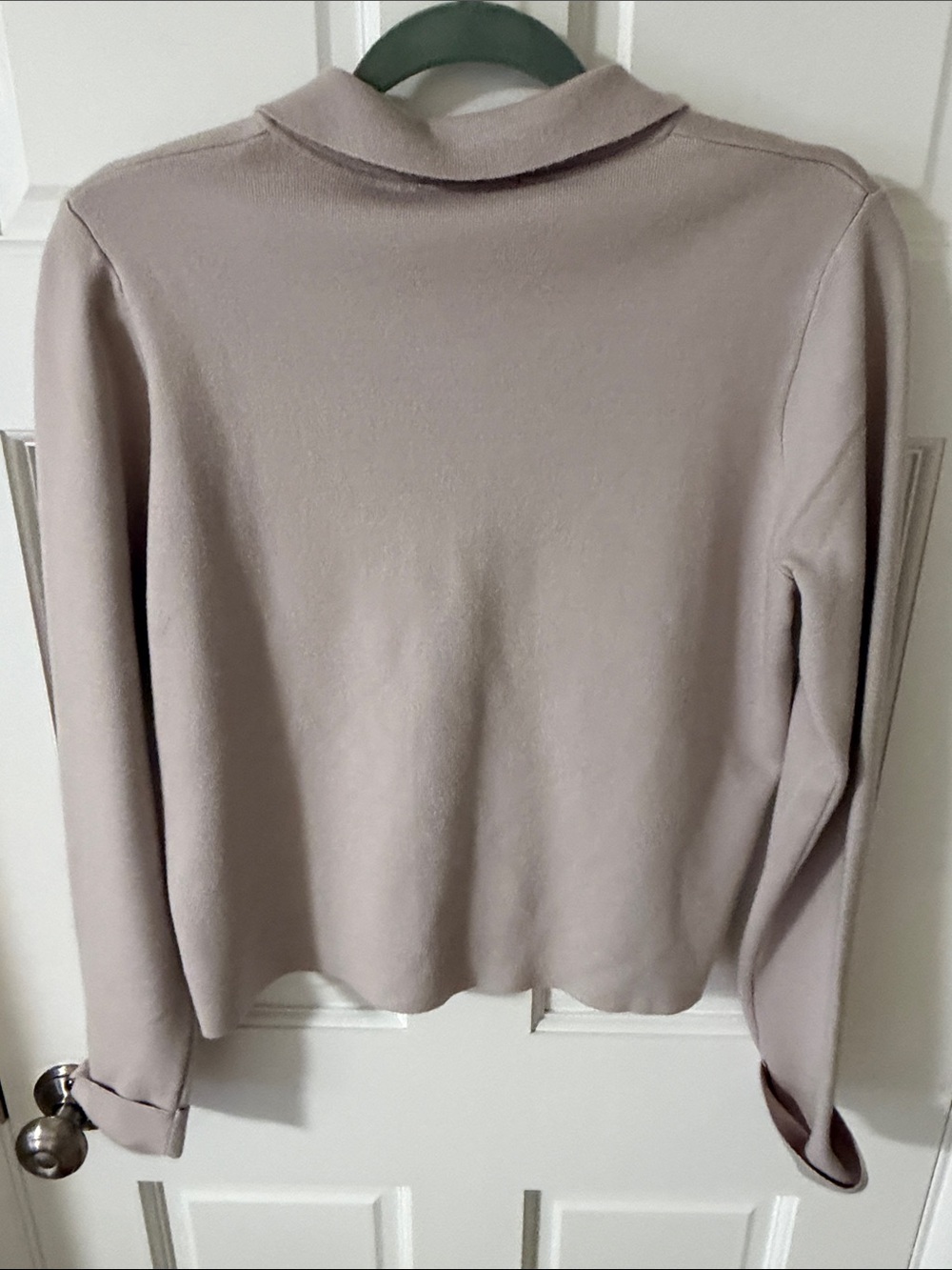 NWT T Tahari Collar Button Front Crop Sweater Jacket Cardigan Tranquil Taupe XS - Picture 8 of 8